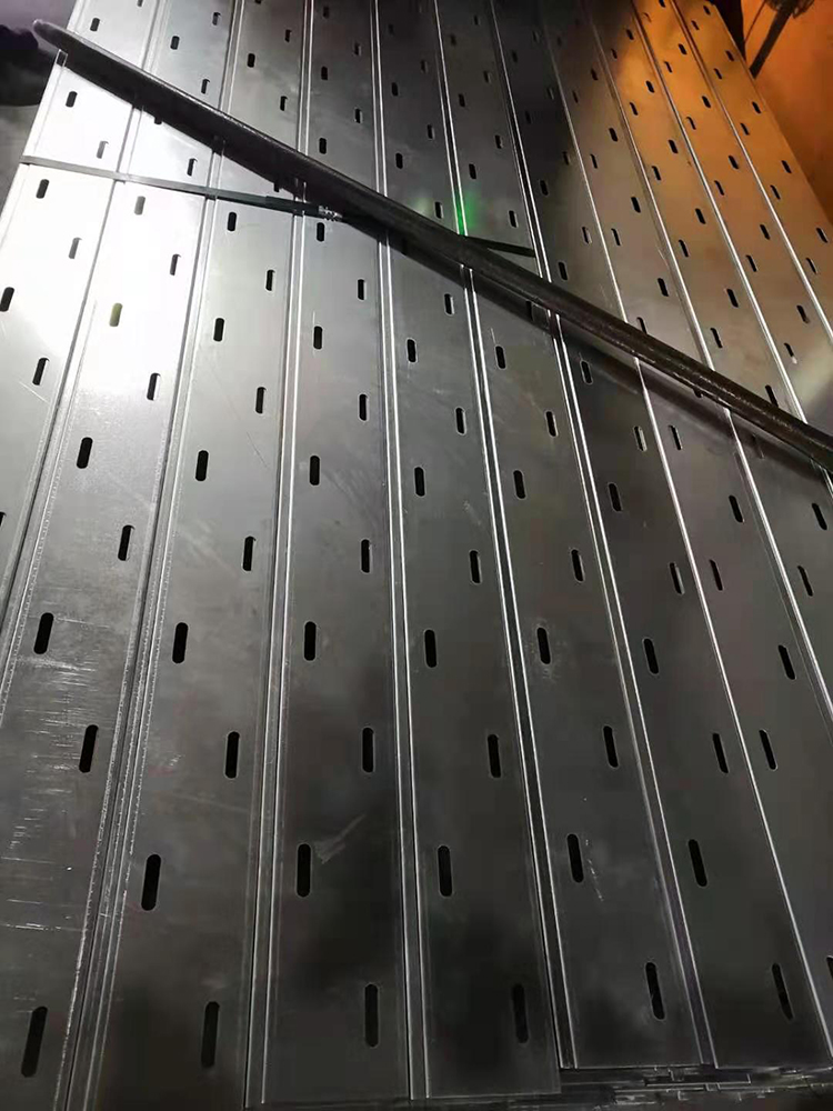 托盘式桥架服役期间的运维管理